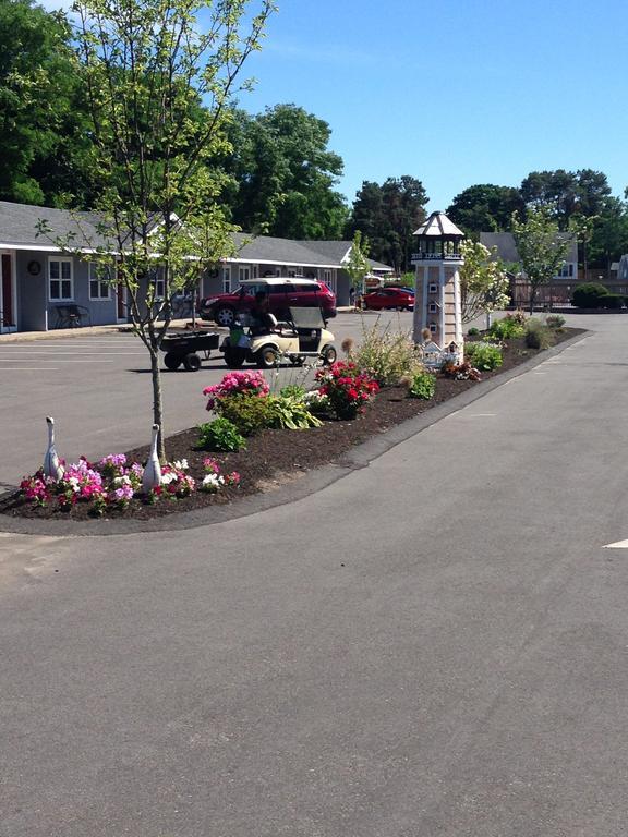 Windrift Motel West Yarmouth Extérieur photo