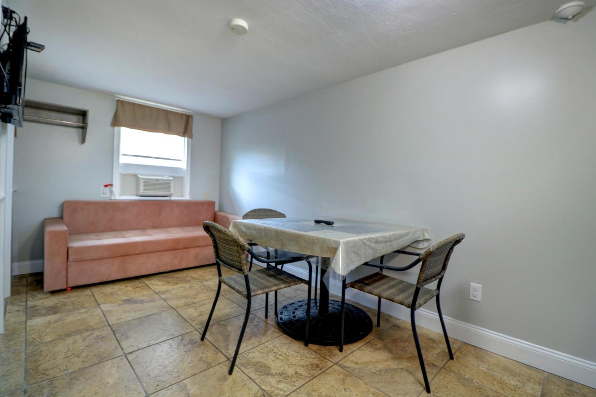 Windrift Motel West Yarmouth Extérieur photo