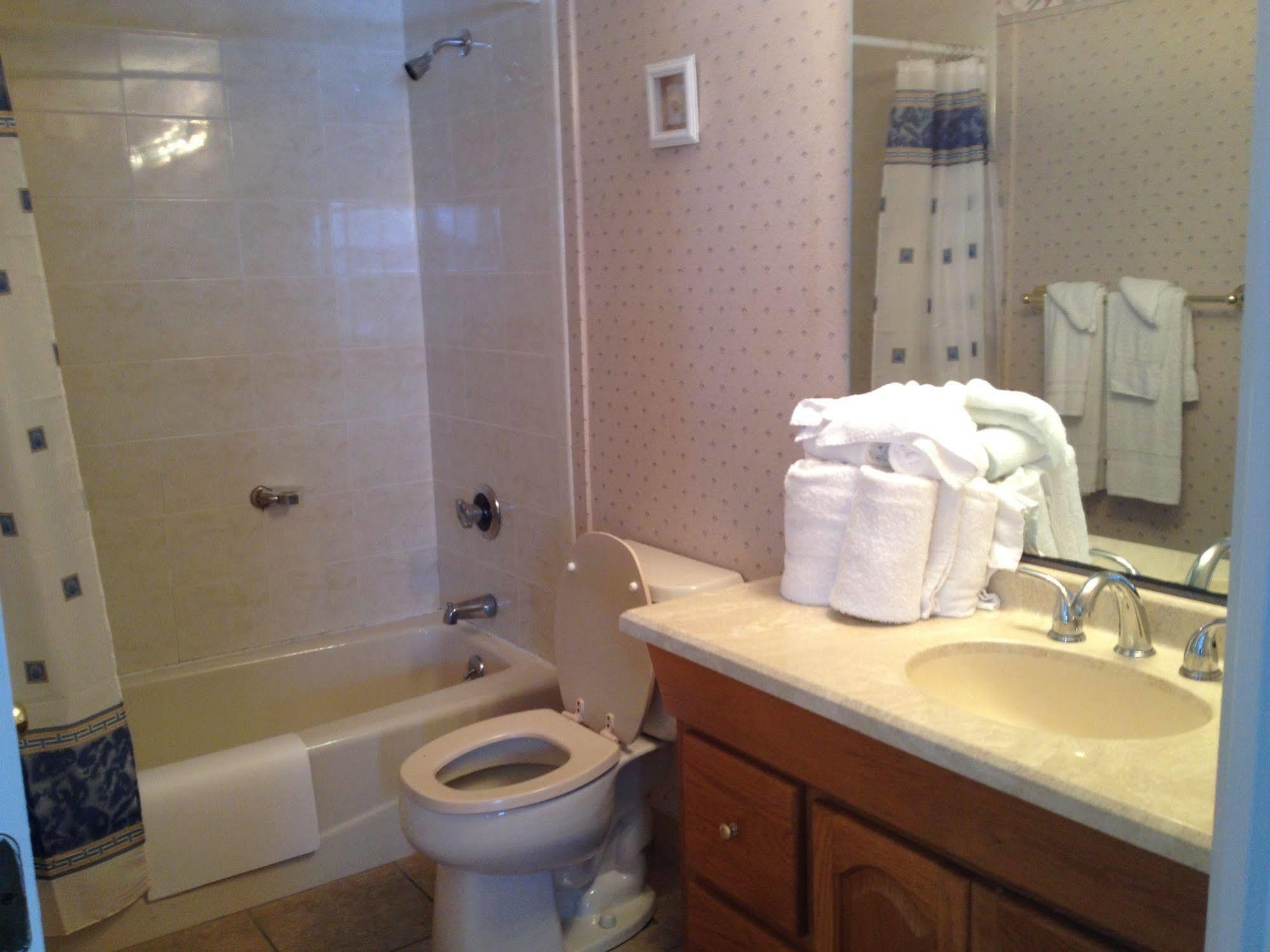 Windrift Motel West Yarmouth Extérieur photo